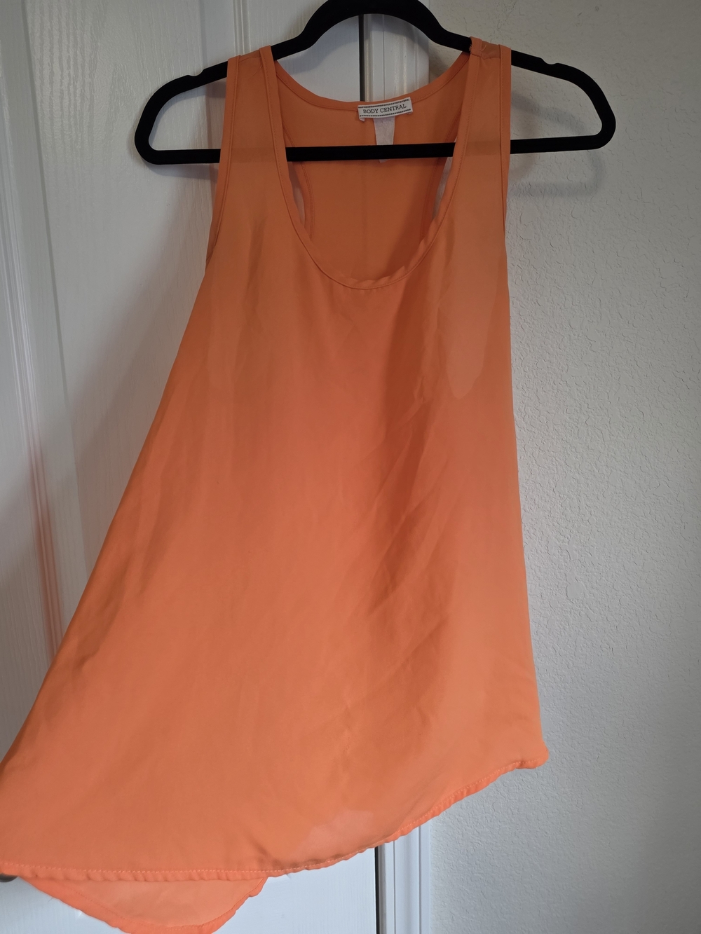 Body Central Women's Orange Sleeveless Scoop Neck Tank